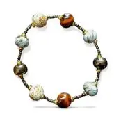 Delicate perlearmbånd – African Gold, KAZURi - Alpaka strik